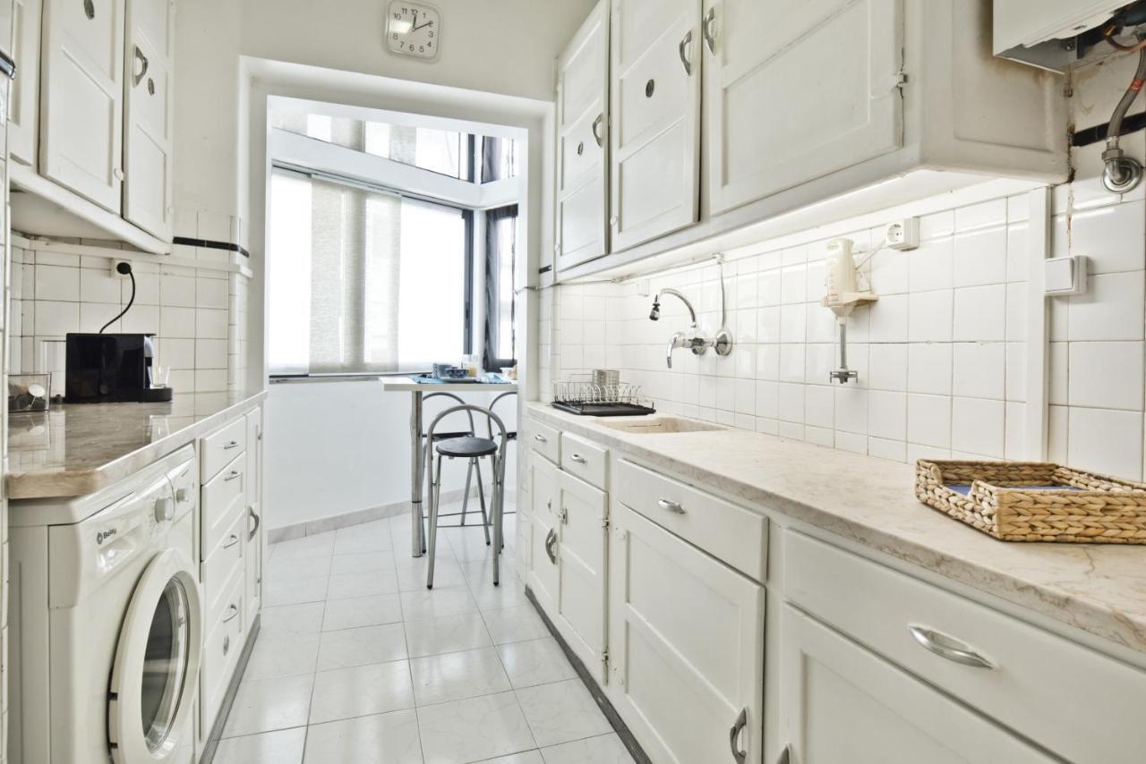 Bmyguest Arroios Central Apartment Lisbon Luaran gambar